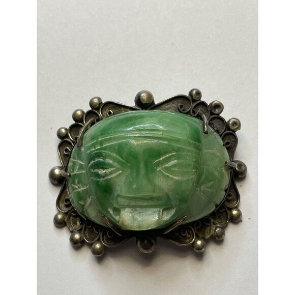 Vintage Silver Carved Green Stone Face Mask Brooch Pin - Picture 6 of 13